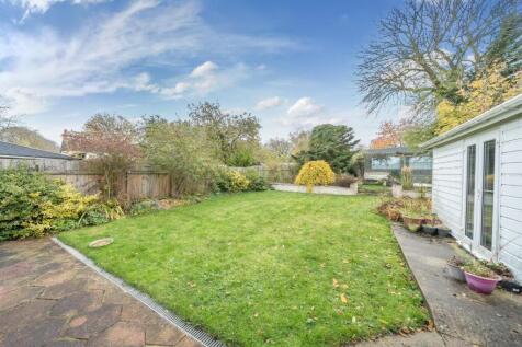 2nd view SE facing REAR GARDEN.jpg