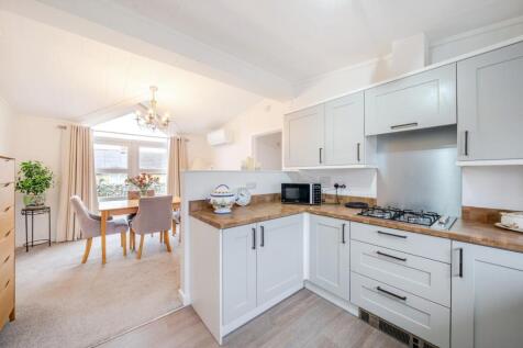 2nd view KITCHEN.JPG
