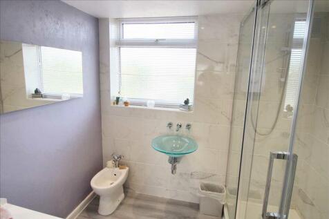 En Suite Shower Room