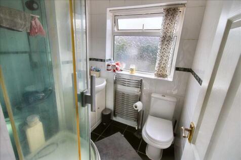 Bathroom/Shower Room
