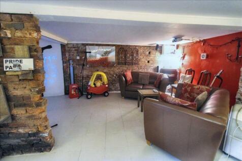 Entertainment Room