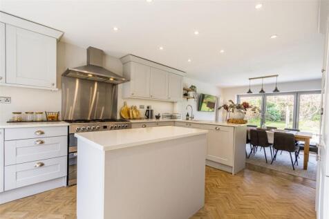 Kitchen/Diner/Family
