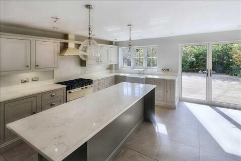 Dining/Kitchen