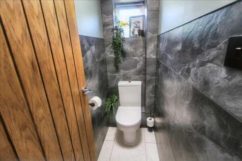 Separate WC