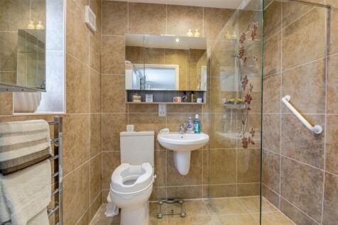 En Suite Shower Room