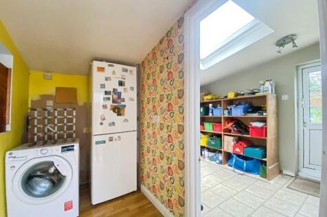 Utilty &amp; Store Room