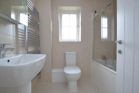 Bathroom.JPG