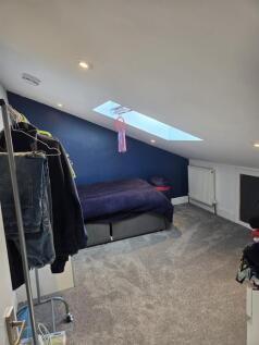 bedroom no 4.jpg