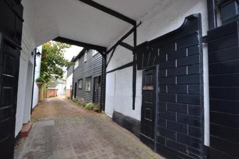 Walk way to Barn.JPG