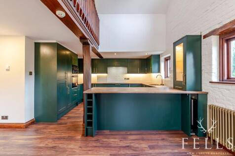 Kitchen / dining