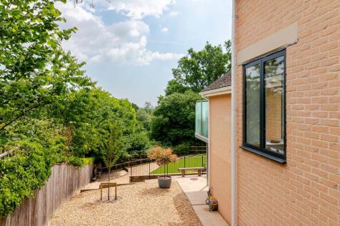 Property Image 35