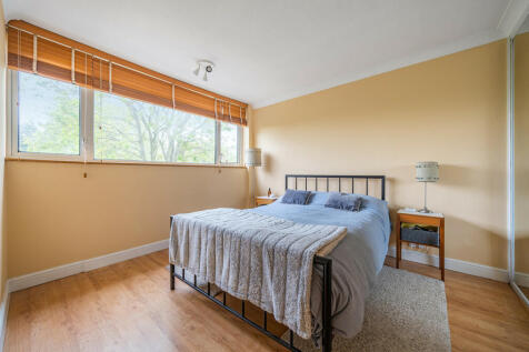 bedroom1