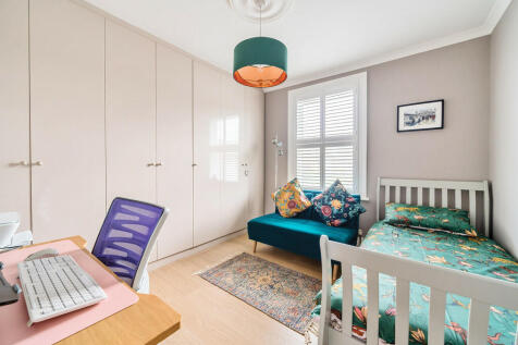 bedroom2