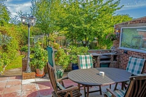 patio - vendors