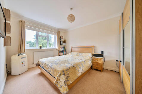 bedroom2