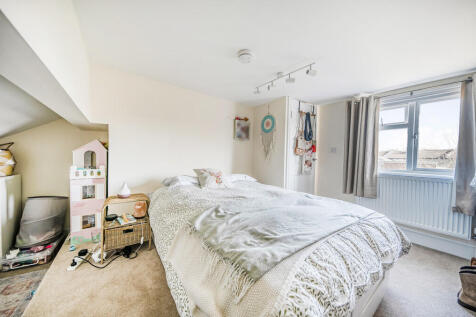 bedroom1-3