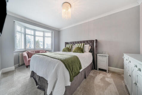 bedroom2