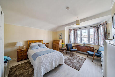 bedroom1-1