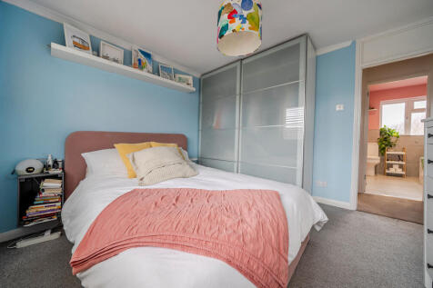 bedroom1-2