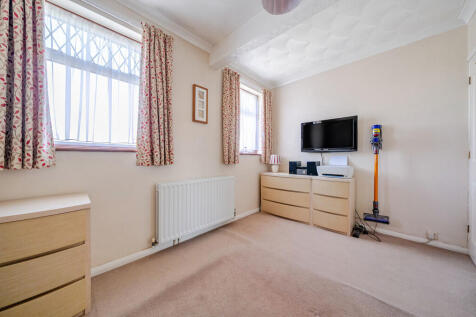 bedroom3