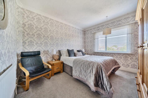 bedroom2