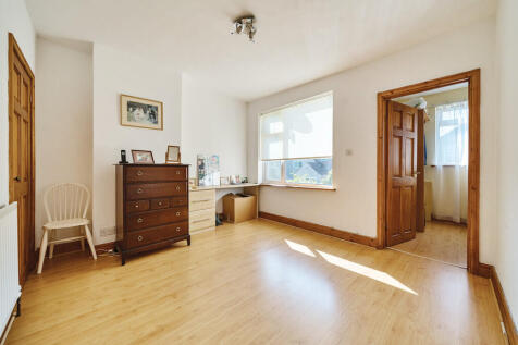 bedroom1-1