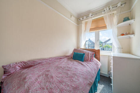 bedroom5