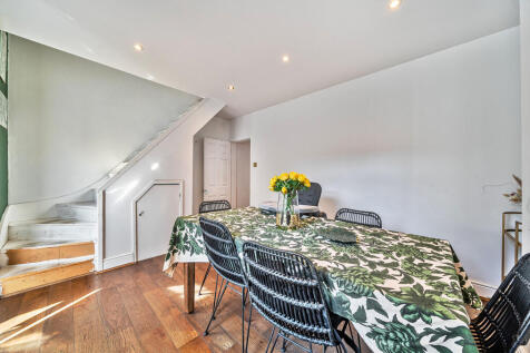 dining1