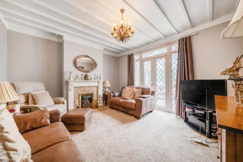 LOUNGE1