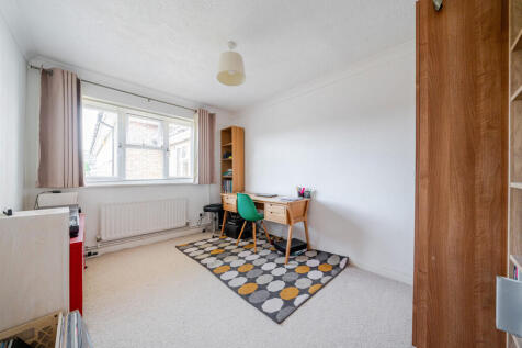 BEDROOM2-2