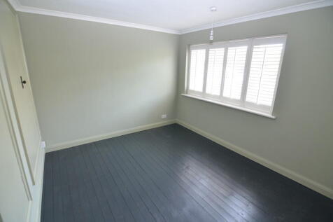BEDROOM2.2