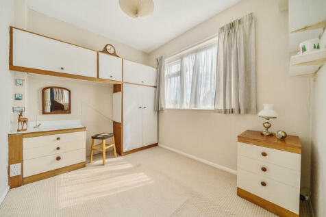 bedroom2