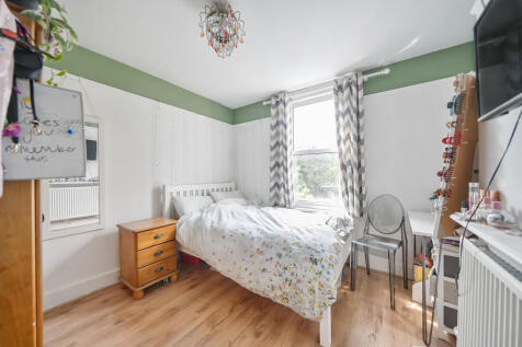 bedroom2