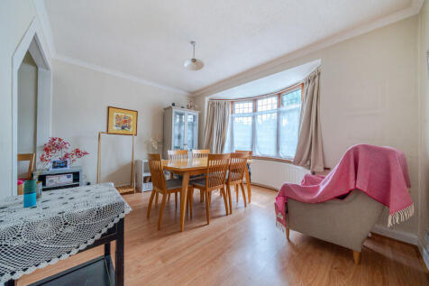 dining front1