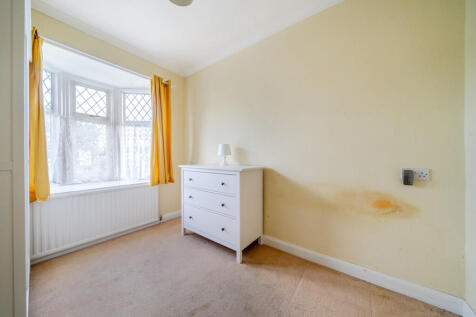 BEDROOM4