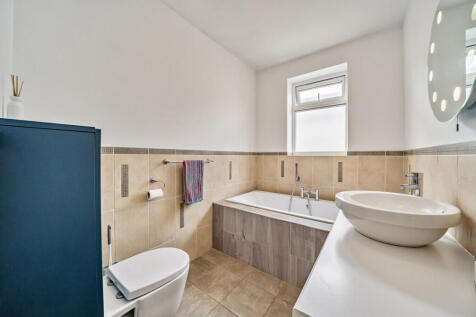 bathroom2