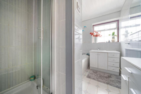 bathroom2