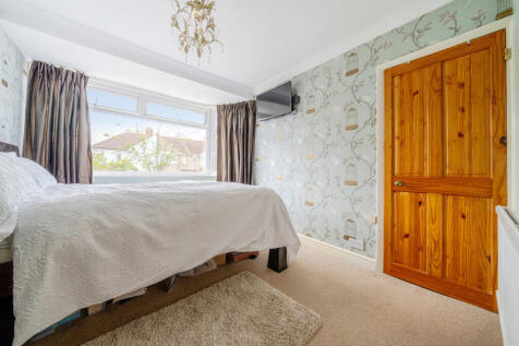 bedroom1-1