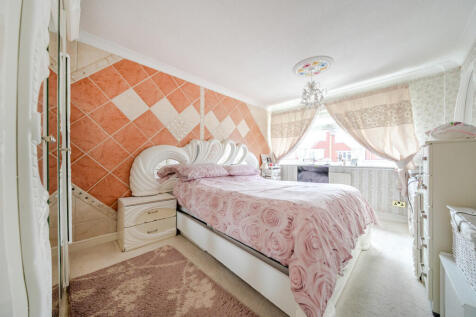 bedroom1