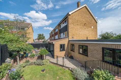 rear garden1