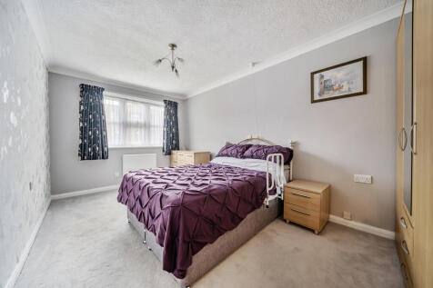 bedroom1-1