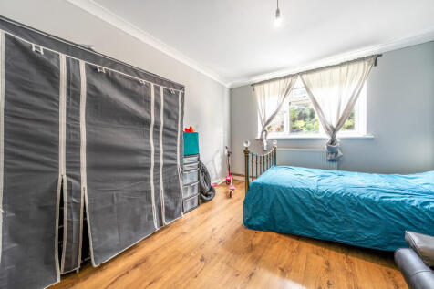bedroom1-1