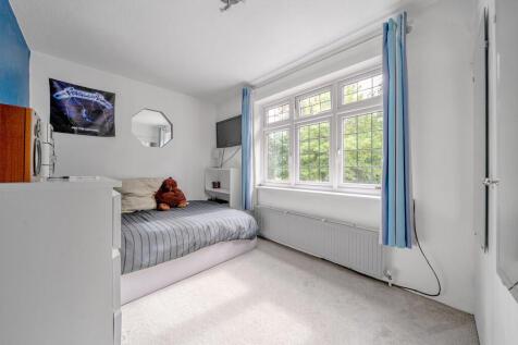 bedroom2