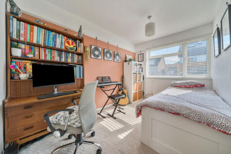 bedroom2
