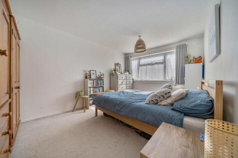 bedroom1-1