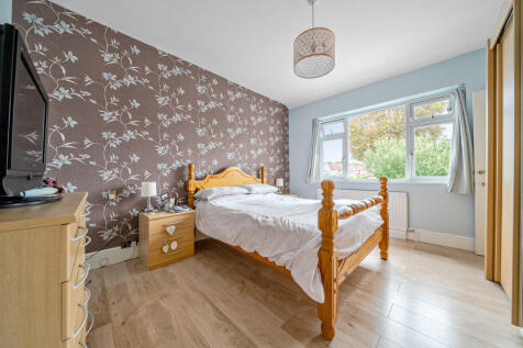 bedroom3