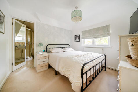 bedroom1