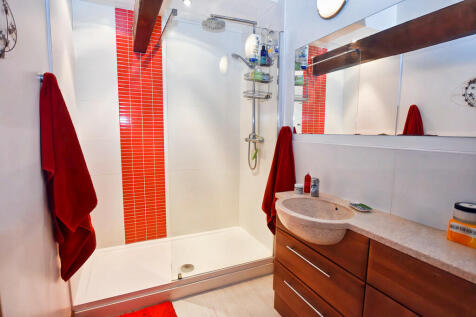En Suite-1