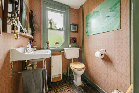 GF WC