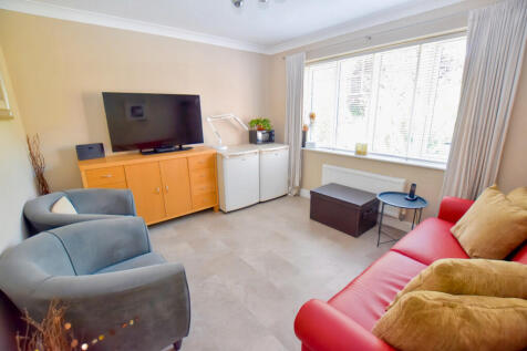Snug Dining Room
